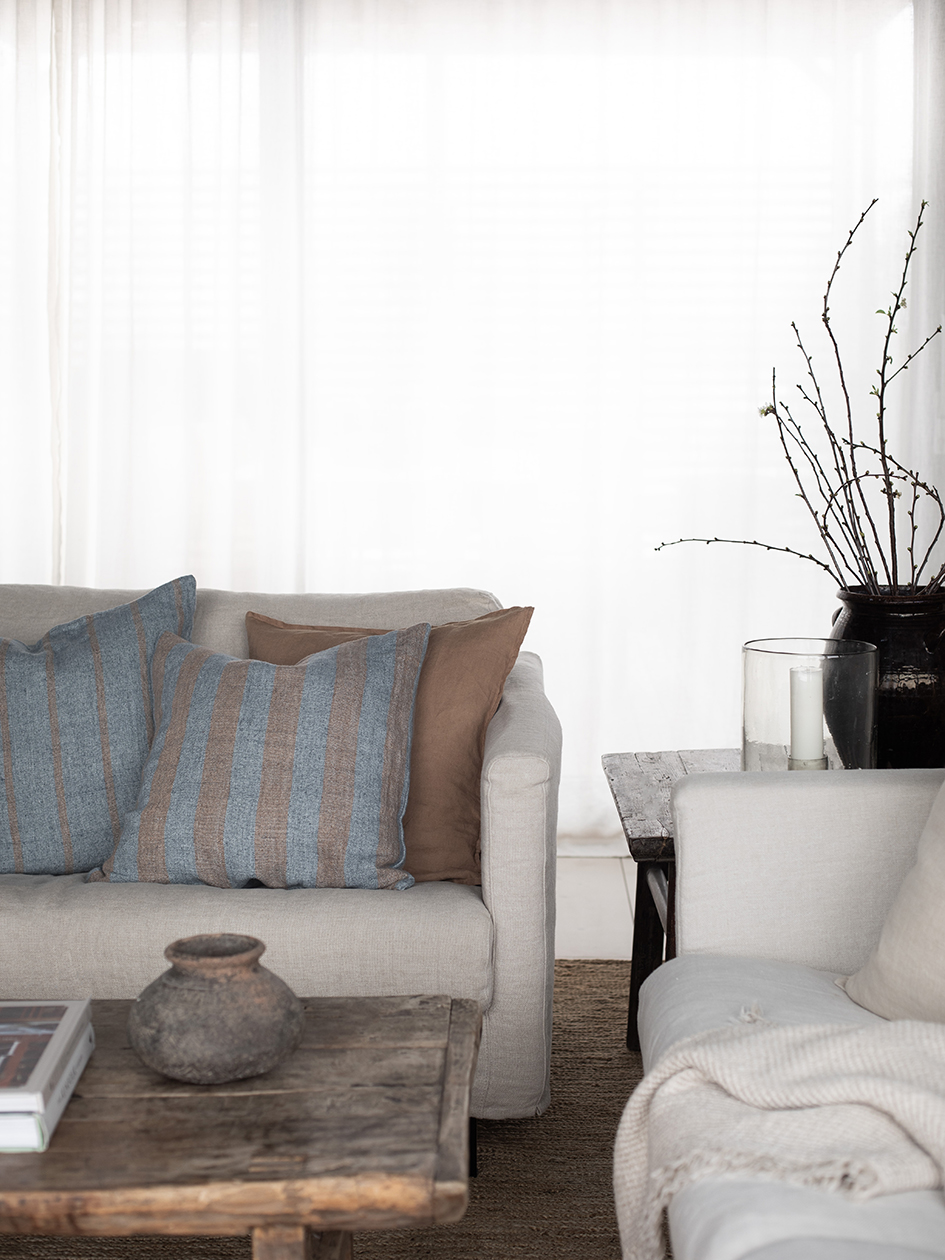 cuscino Pascal abbinato, su divano