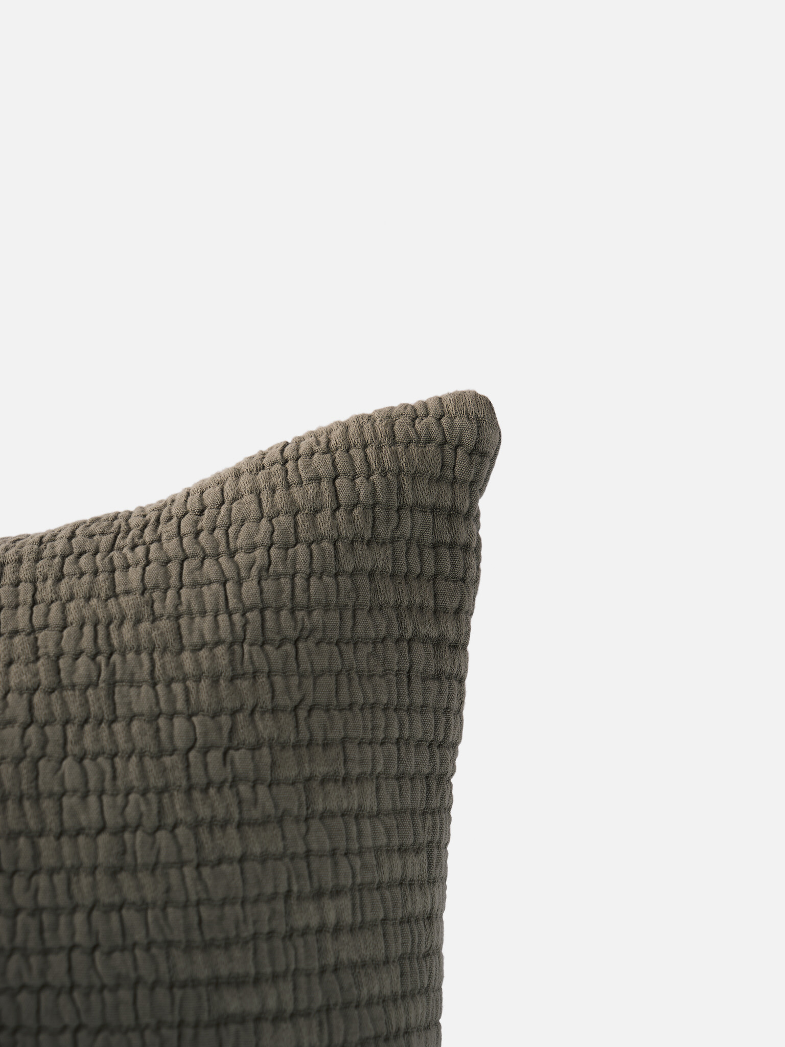 cuscino decorativo color verde oliva texture cotone dettaglio